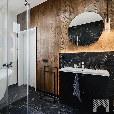 Apartment Zlota Premium By Lookap